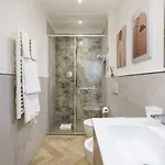 Apartment Designer In Oltrarno *