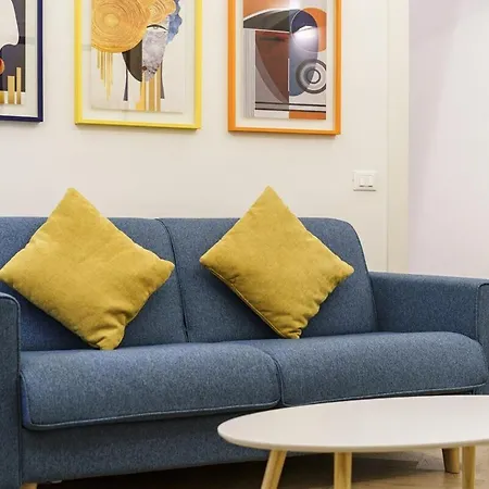 Apartman Designer In Oltrarno
