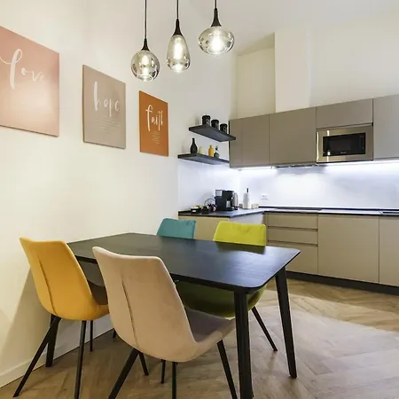 Designer In Oltrarno * פירנצה